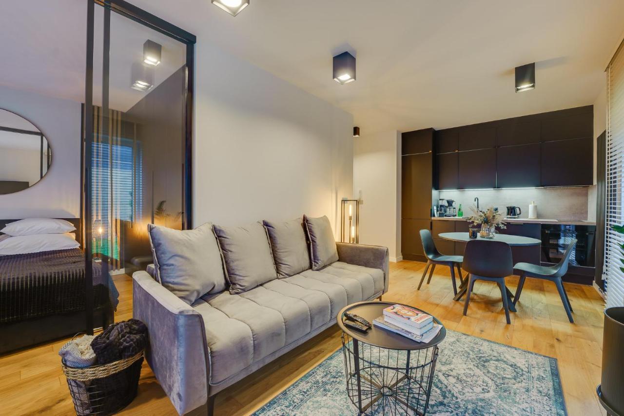 Apartament Deluxe Black Orchid Baltic Concept Dzwirzyno Exterior photo
